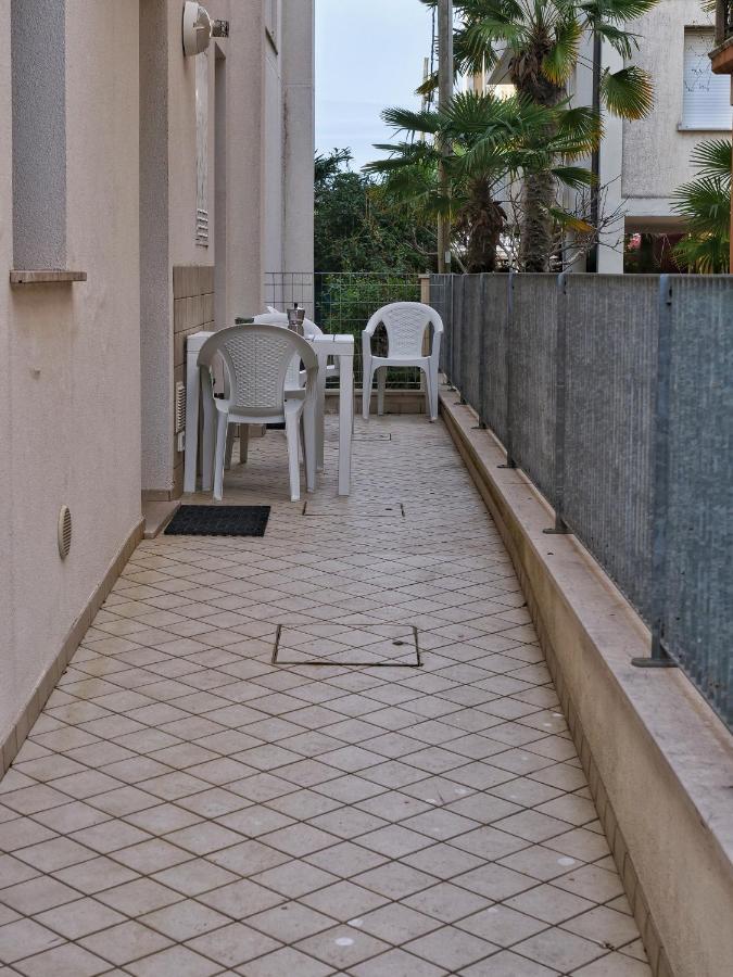 Rose De Mar - Grazioso Con Posto Auto Apartment Grado